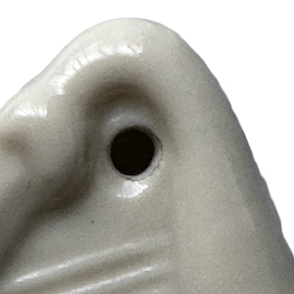 Irish Belleek Celtic Harp, Porcelain Christmas Ornament. 2” x 3”, GUD - Picture 8 of 14